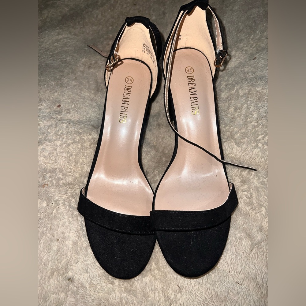 DREAM PAIRS Women's Chunk Low Heel Pump Sandals